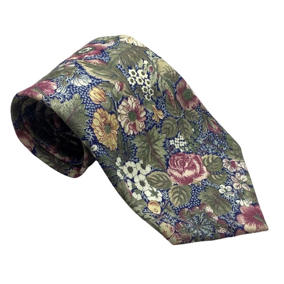 Corporate Casual by Van Heusen Floral Pattern Tie 100% cotton 4” wide 58” - Picture 2 of 6